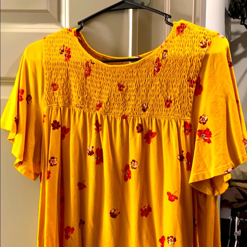 Floral top
